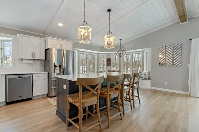 $750,000 | 4809 Oak Ridge Drive, Hermantown, MN 55811