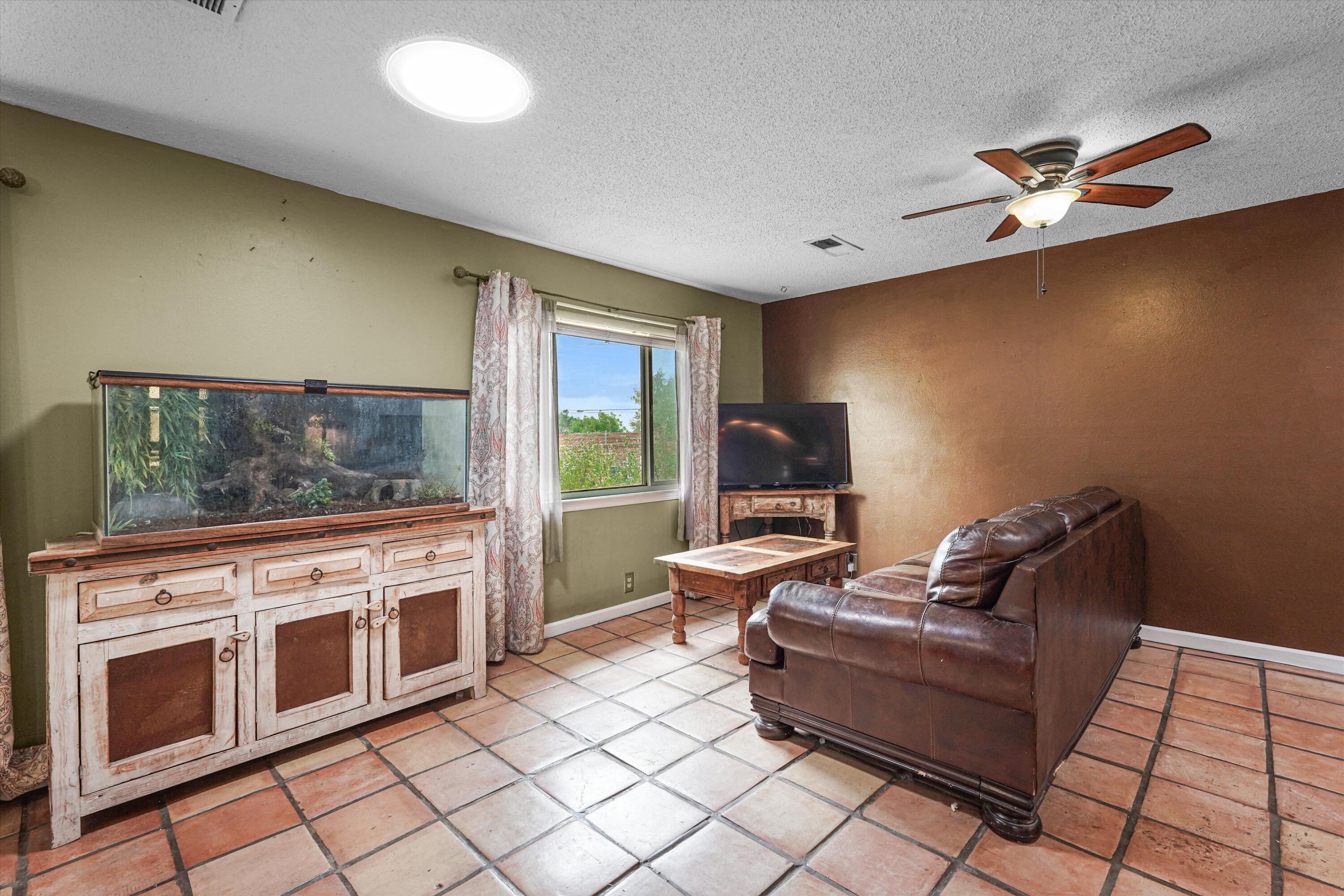 3720 Big Bend Road Northeast Albuquerque, NM 87111 - Photo 14 of 43 Gallery Image 14