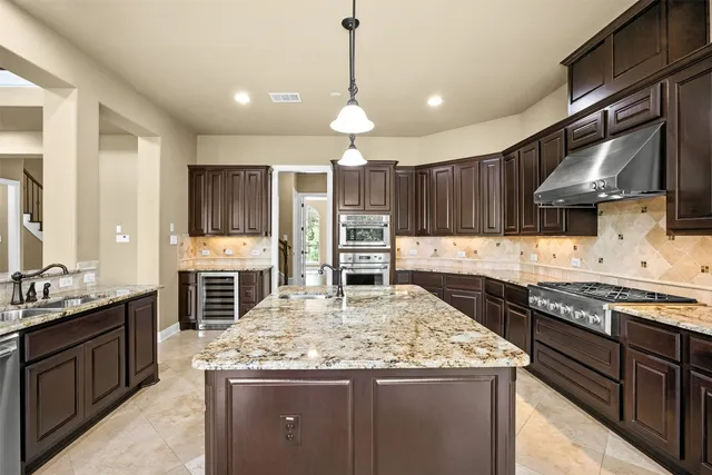 $1,449,000 | 2116 University Club Drive, Austin, TX 78732