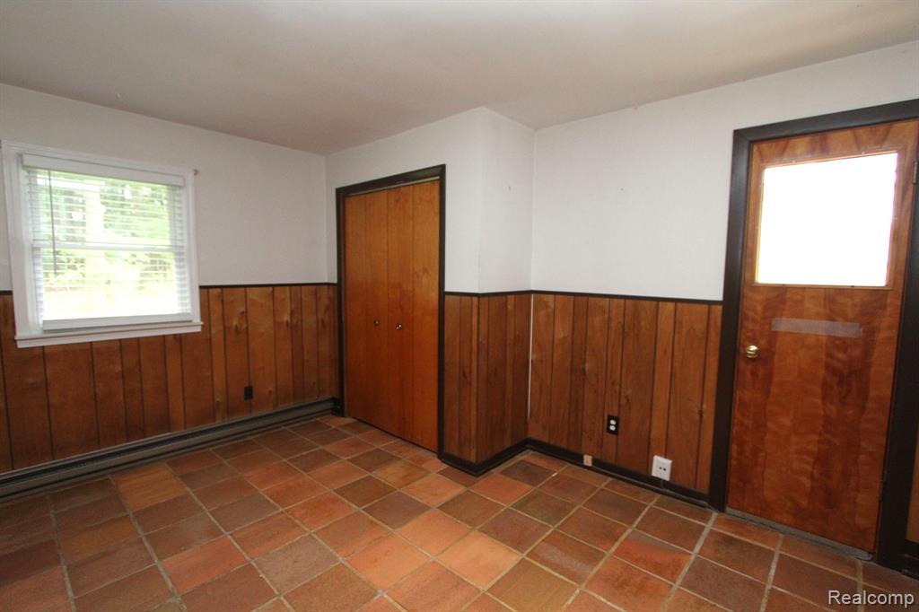 350 East Buell Road Rochester, MI 48306 - Photo 25 of 41
