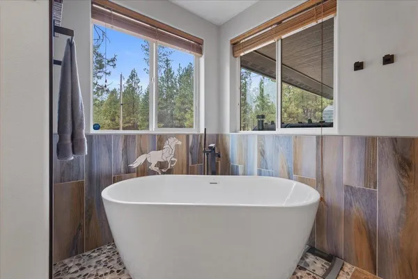 $929,000 | 25106 West Carman Road, Cheney, WA 99004