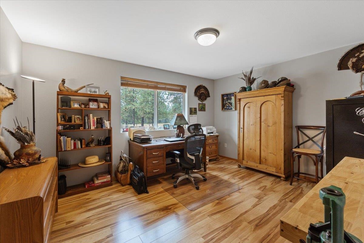 25106 West Carman Road Cheney, WA 99004 - Photo 23 of 50