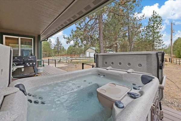 $929,000 | 25106 West Carman Road, Cheney, WA 99004