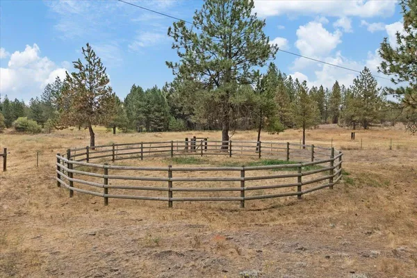 $929,000 | 25106 West Carman Road, Cheney, WA 99004