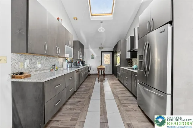 $793,396 | 394 Flagstaff Road, Lehighton, PA 18235