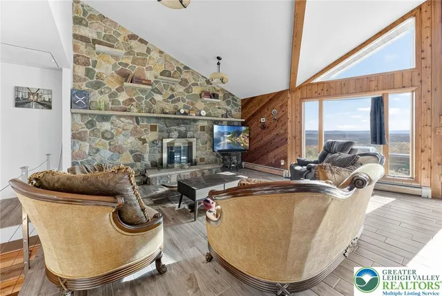 $793,396 | 394 Flagstaff Road, Lehighton, PA 18235