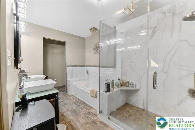 $793,396 | 394 Flagstaff Road, Lehighton, PA 18235