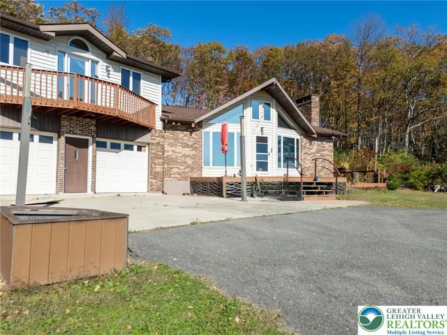 $793,396 | 394 Flagstaff Road, Lehighton, PA 18235