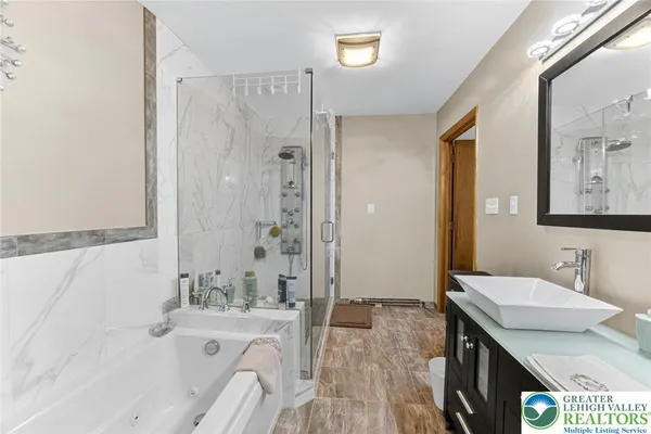 $793,396 | 394 Flagstaff Road, Lehighton, PA 18235