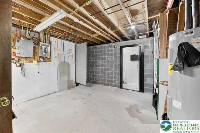 $793,396 | 394 Flagstaff Road, Lehighton, PA 18235