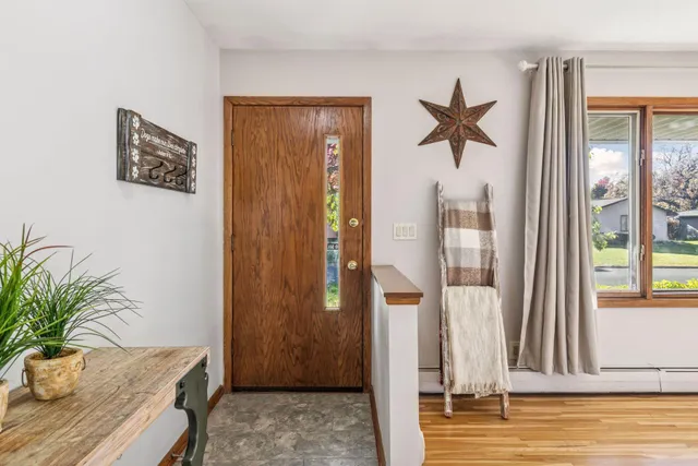 $365,000 | 11017 27th Avenue South, Burnsville, MN 55337