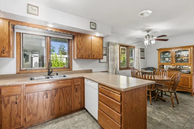 $365,000 | 11017 27th Avenue South, Burnsville, MN 55337