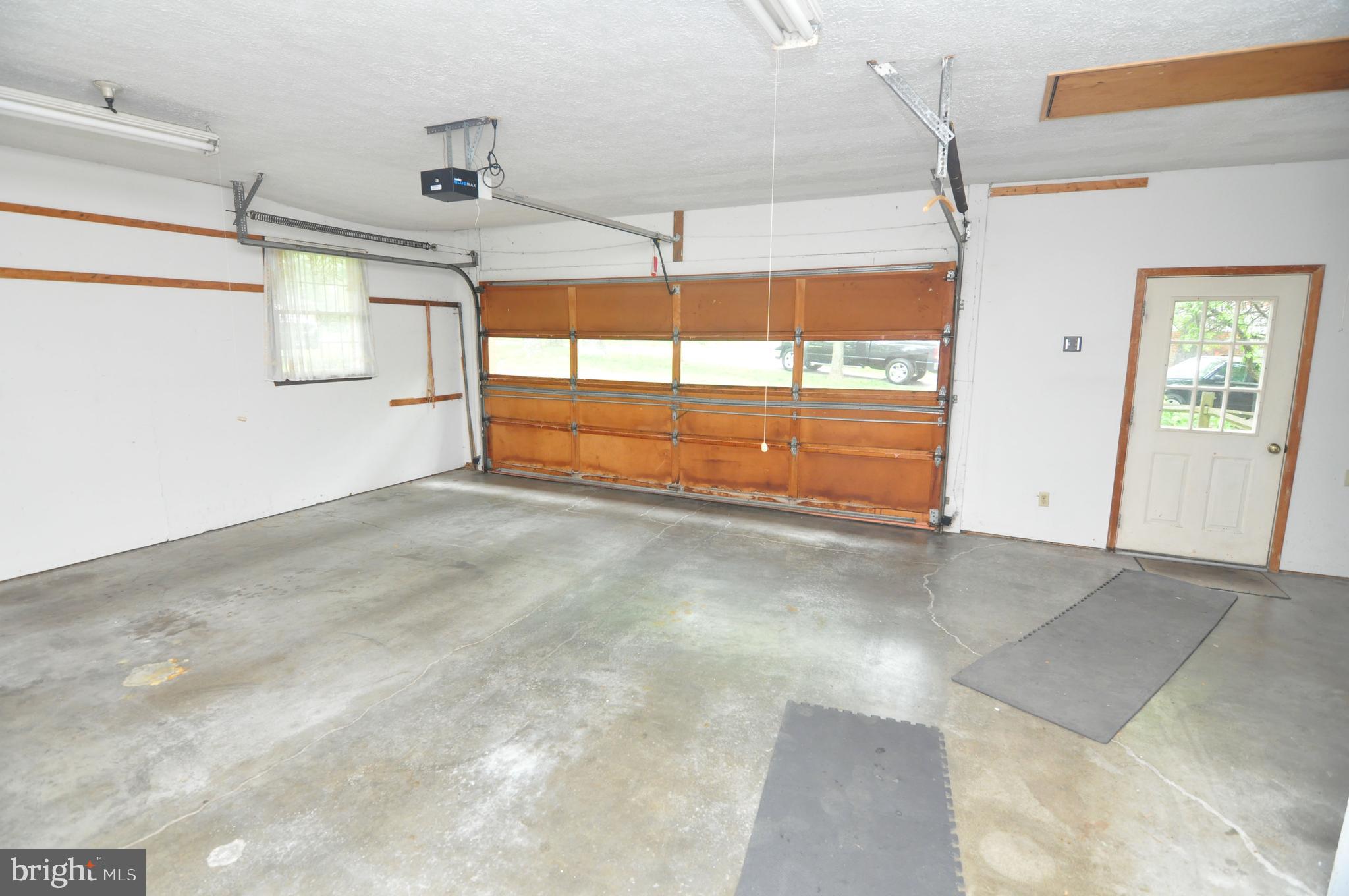 112 Forest Ridge Road Winchester, VA 22602 - Photo 33 of 53 Garage