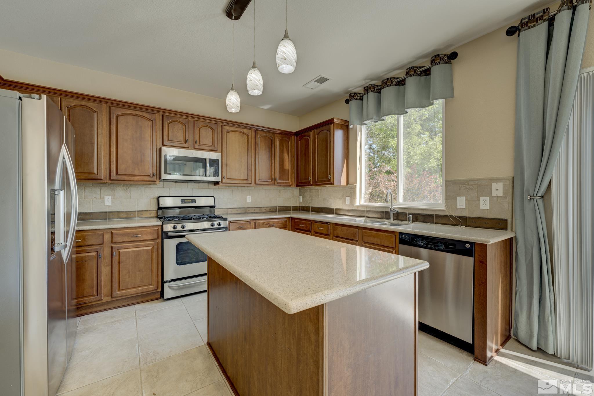 1165 Silver Crest Circle Reno, NV 89523 - Photo 6 of 39 Photo 6