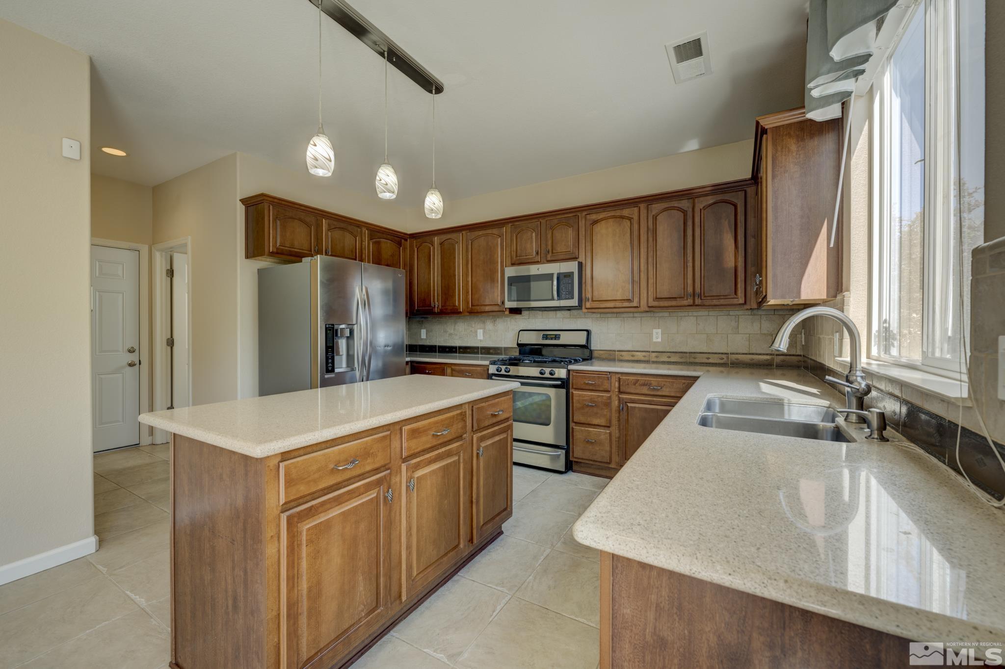 1165 Silver Crest Circle Reno, NV 89523 - Photo 7 of 39 Photo 7
