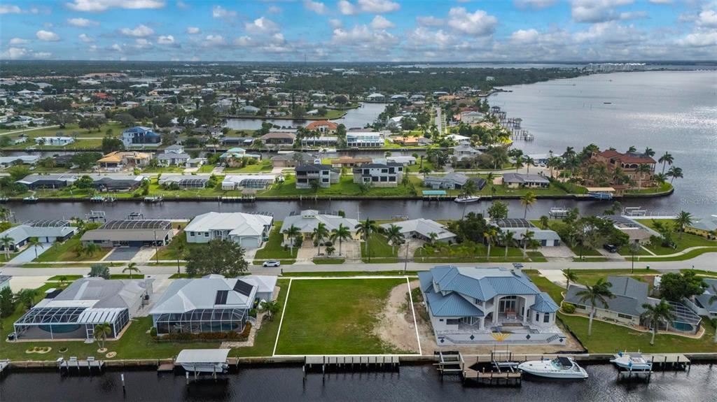 234 Beeney Road Southeast Port Charlotte, FL 33952 - Photo 12 of 37