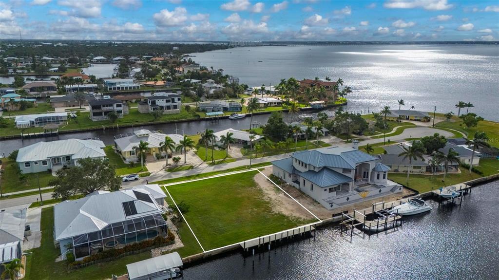 234 Beeney Road Southeast Port Charlotte, FL 33952 - Photo 14 of 37