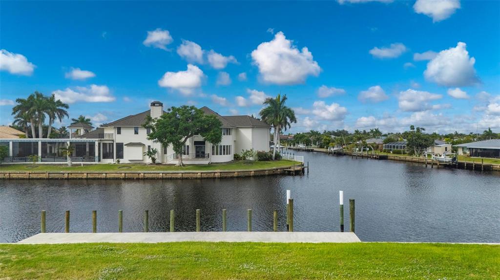 234 Beeney Road Southeast Port Charlotte, FL 33952 - Photo 4 of 37