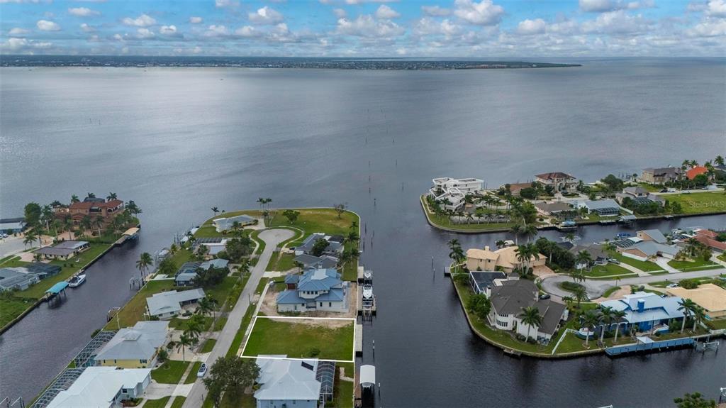 234 Beeney Road Southeast Port Charlotte, FL 33952 - Photo 10 of 37