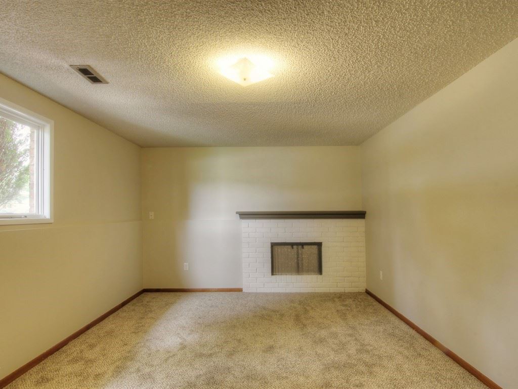 2811 South Bates Road Spokane Valley, WA 99206 - Photo 14 of 20 Gallery Image 14