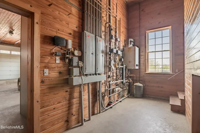 $1,850,000 | 31 N Road, Chesterfield, MA 01012