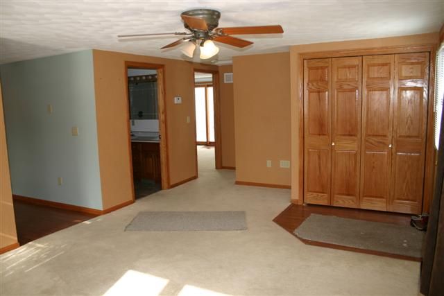 327 Cleveland Road Colona, IL 61241 - Photo 2 of 10 Gallery Image 2