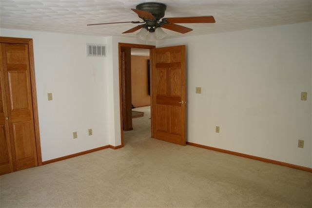 327 Cleveland Road Colona, IL 61241 - Photo 7 of 10 Gallery Image 7