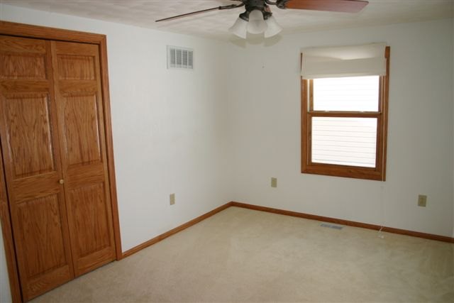 327 Cleveland Road Colona, IL 61241 - Photo 9 of 10 Gallery Image 9