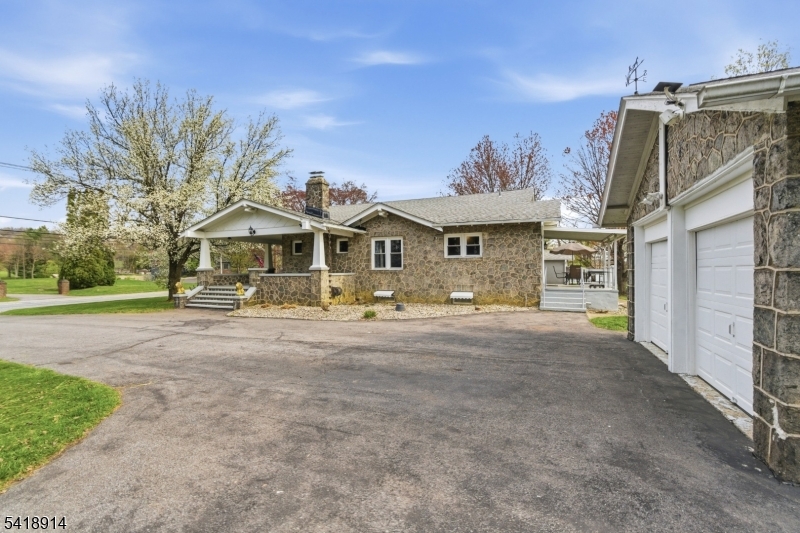 1316 Belvidere Road Phillipsburg, NJ 08865 - Photo 33 of 38