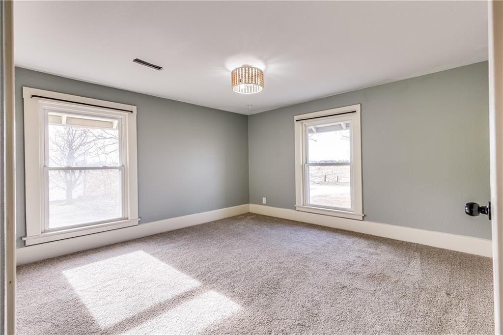 39635 Pleasant Valley Road Lane, KS 66042 - Photo 34 of 49