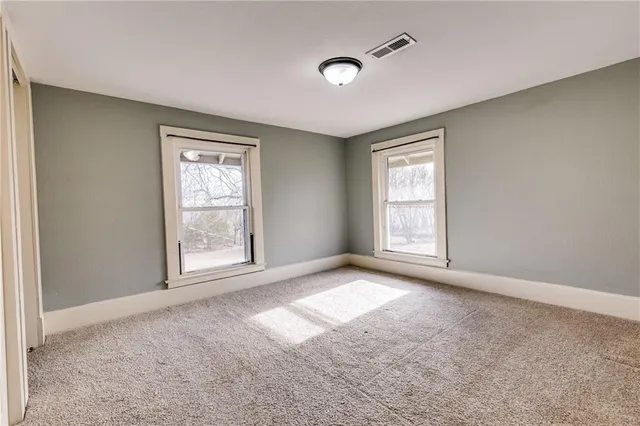 $274,000 | 39635 Pleasant Valley Road, Lane, KS 66042