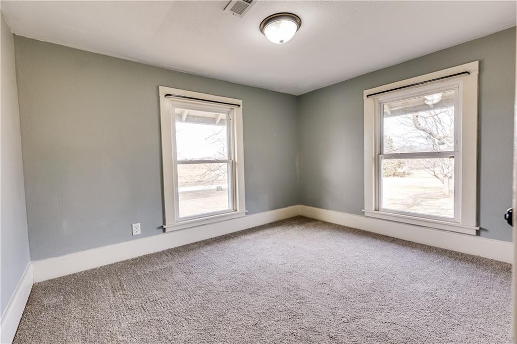 39635 Pleasant Valley Road Lane, KS 66042 - Photo 38 of 49