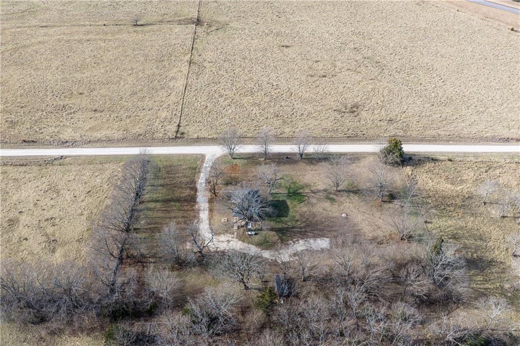 39635 Pleasant Valley Road Lane, KS 66042 - Photo 47 of 49