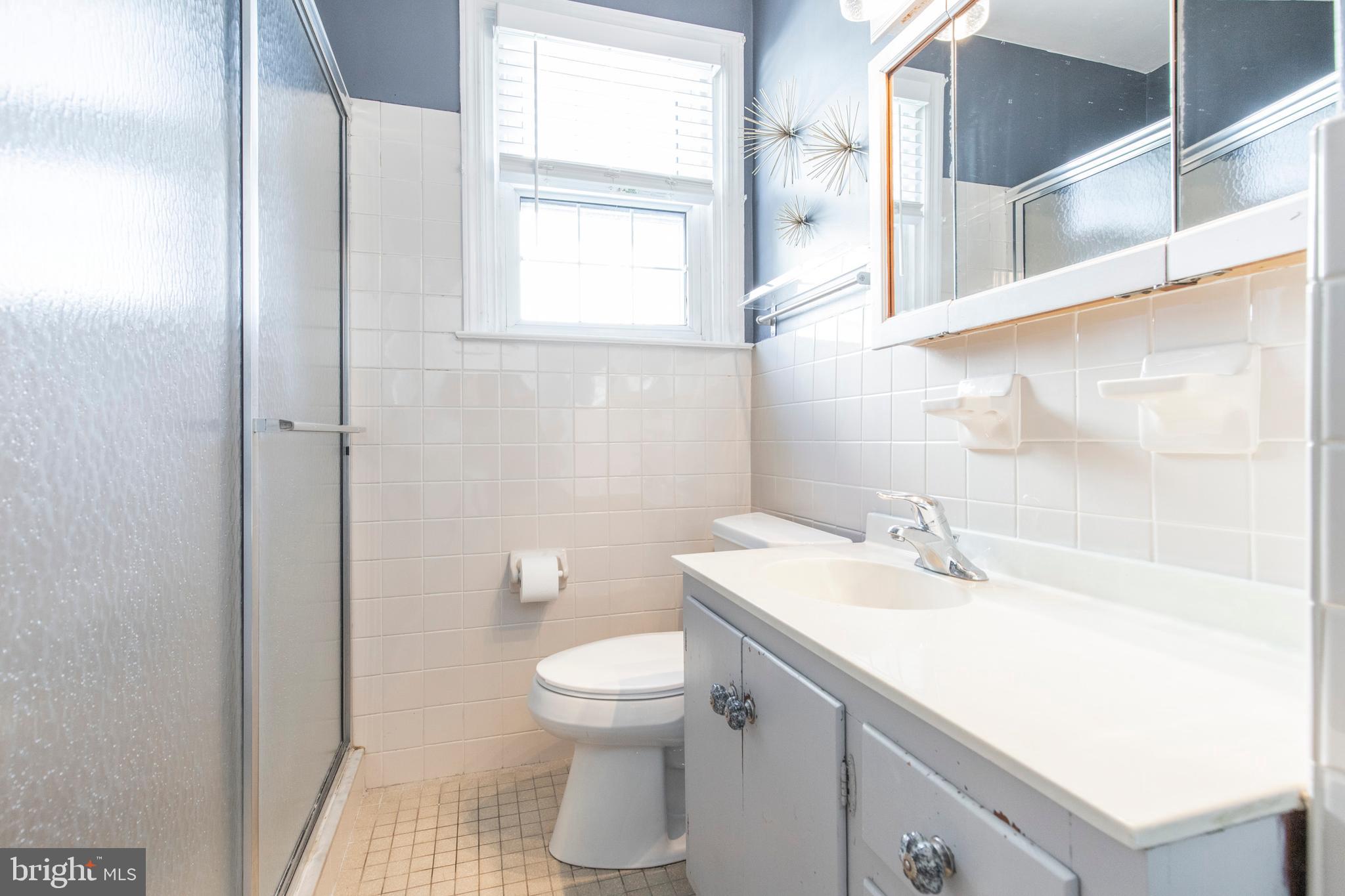 2950 Old Cedar Grove Road Broomall, PA 19008 - Photo 15 of 35 2nd Bedroom (1st floor)