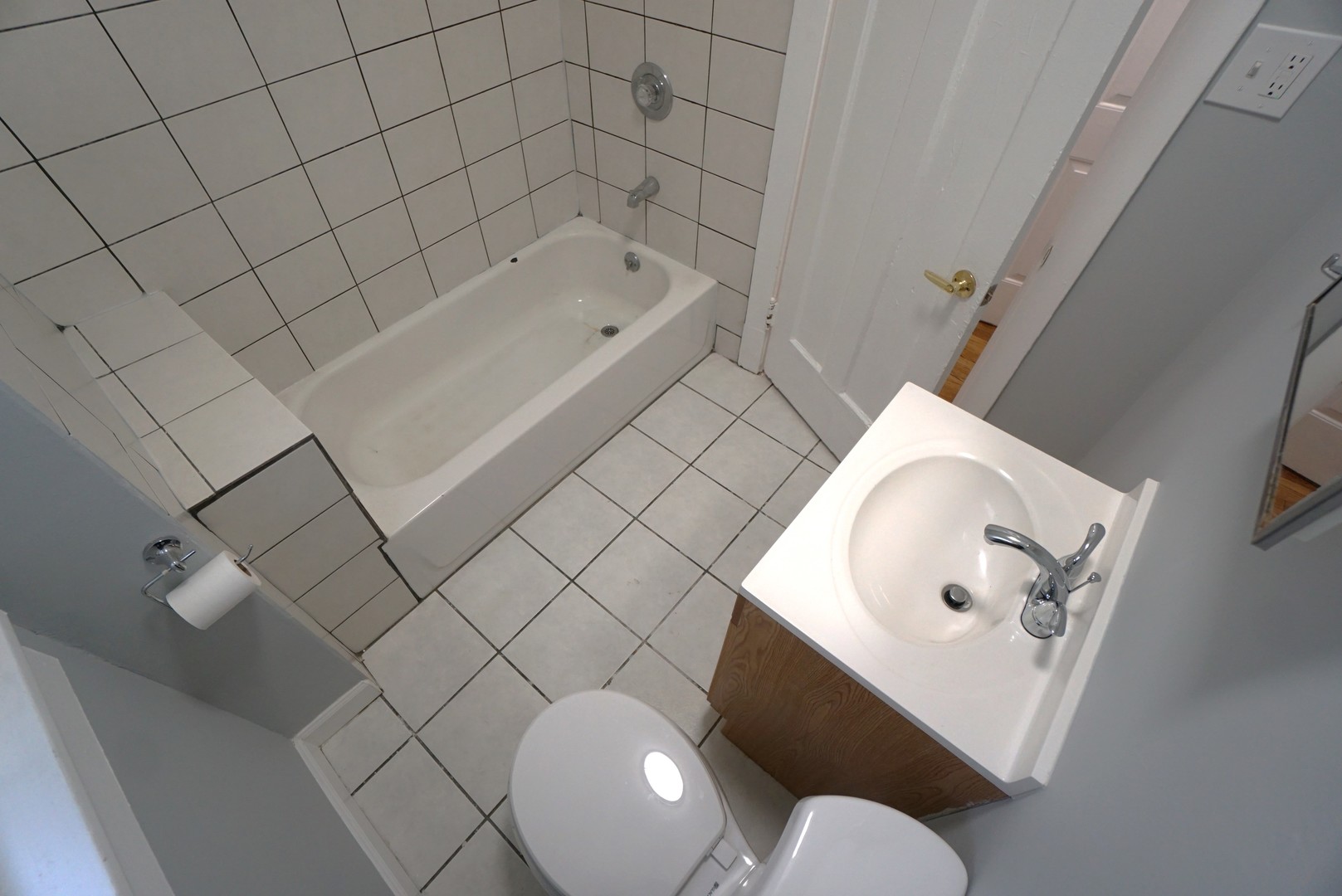 4855 North Ridgeway Avenue Chicago, IL 60625 - Photo 11 of 46 Gallery Image 11