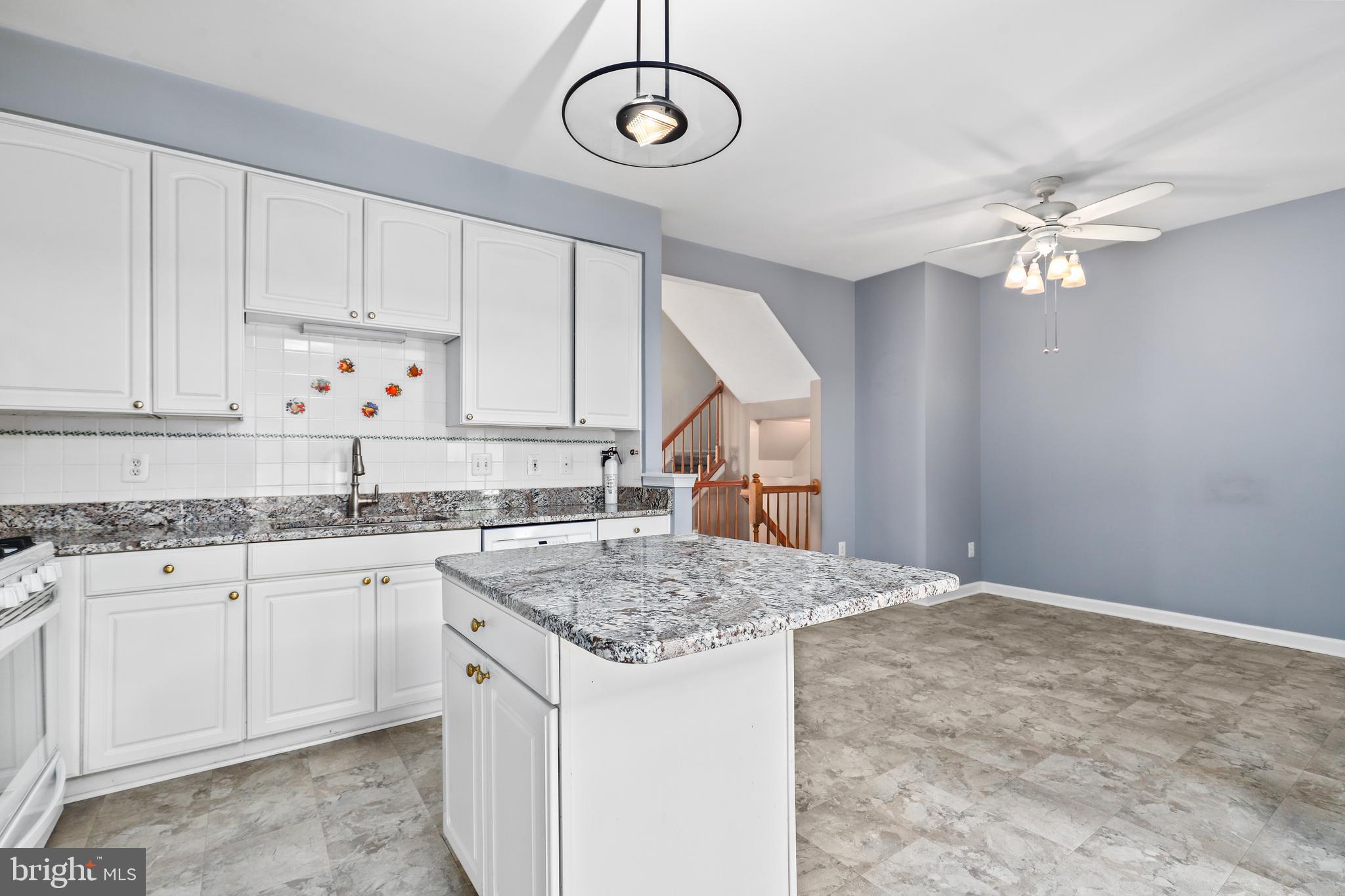 43365 Chokeberry Square Ashburn, VA 20147 - Photo 16 of 49