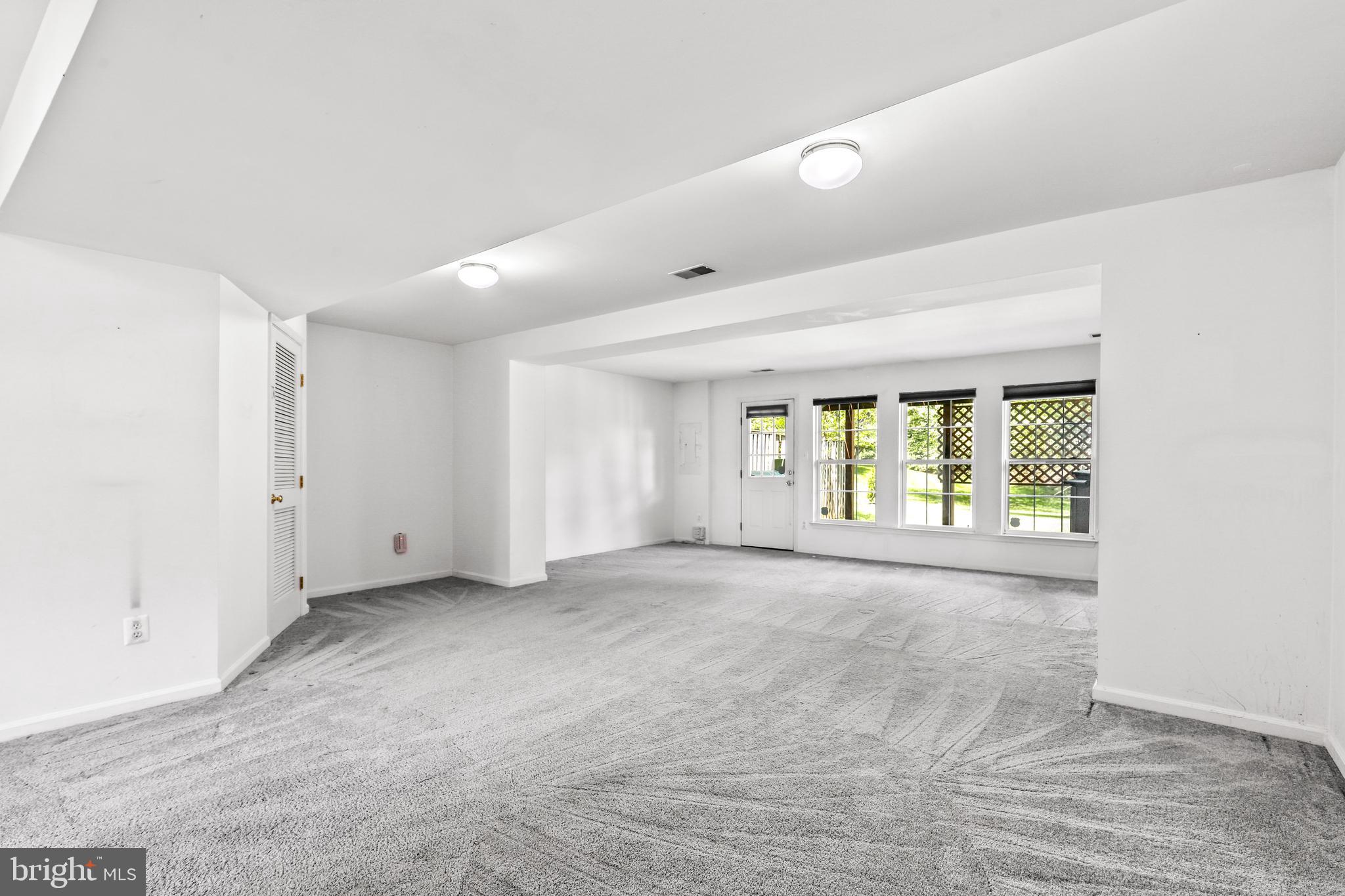 43365 Chokeberry Square Ashburn, VA 20147 - Photo 34 of 49