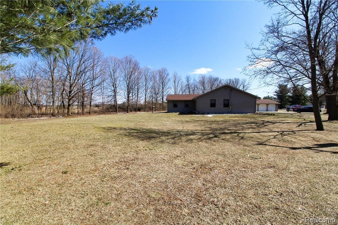 1807 Peppermill Road Lapeer, MI 48446 - Photo 55 of 65 IMG_2725.jpg