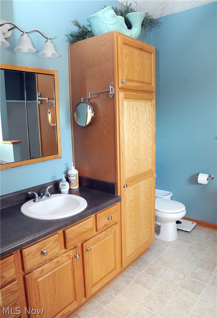 68397 Wintergreen Road Lore City, OH 43755 - Photo 22 of 35 Master bath