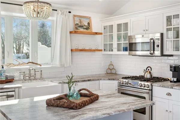 $949,000 | 17 Goose Island Road, Narragansett, RI 02882