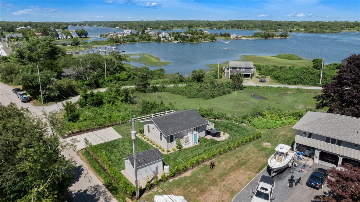 17 Goose Island Road Narragansett, RI 02882 - Photo 2 of 27