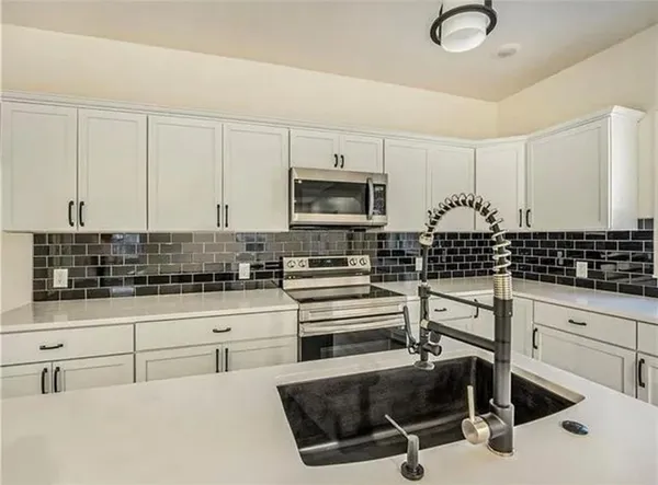 $315,000 | 508 West Shawnee Street, Paola, KS 66071