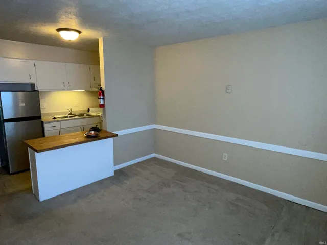 $595 | 915 North Rogers Street, Unit A9, Bloomington, IN 47404