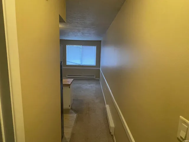 $595 | 915 North Rogers Street, Unit A9, Bloomington, IN 47404