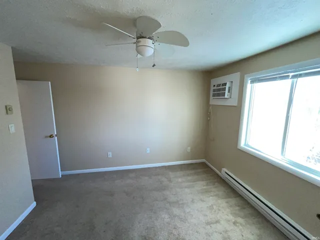 $595 | 915 North Rogers Street, Unit A9, Bloomington, IN 47404