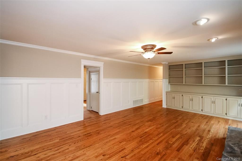 217 Nelson Road Matthews, NC 28104 - Photo 3 of 19 Gallery Image 3