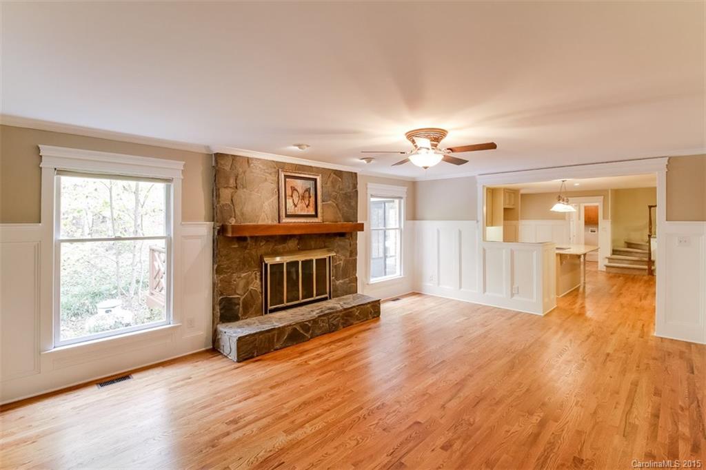 217 Nelson Road Matthews, NC 28104 - Photo 4 of 19 Gallery Image 4