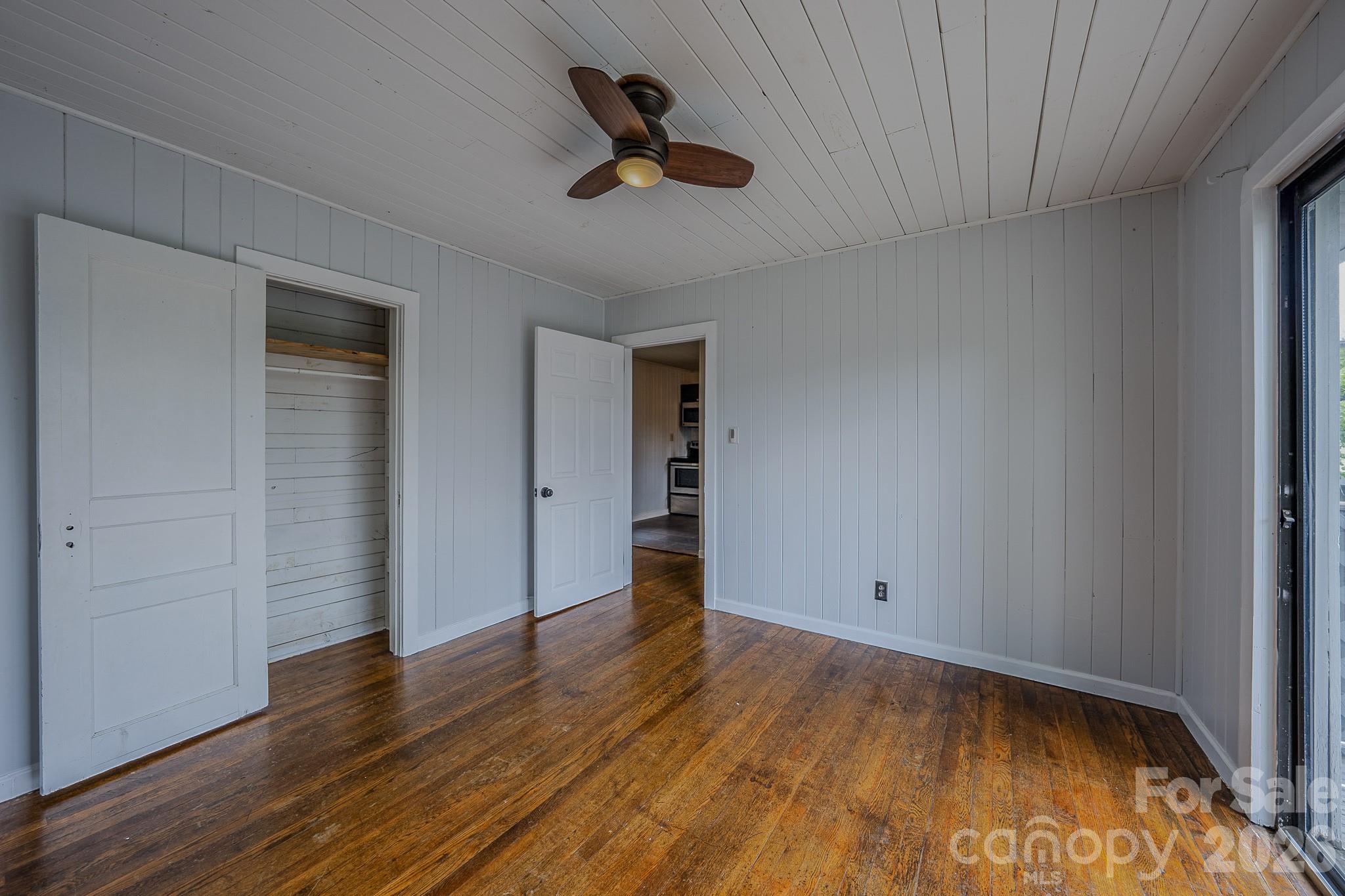 501 Fairview Road Asheville, NC 28803 - Photo 19 of 27