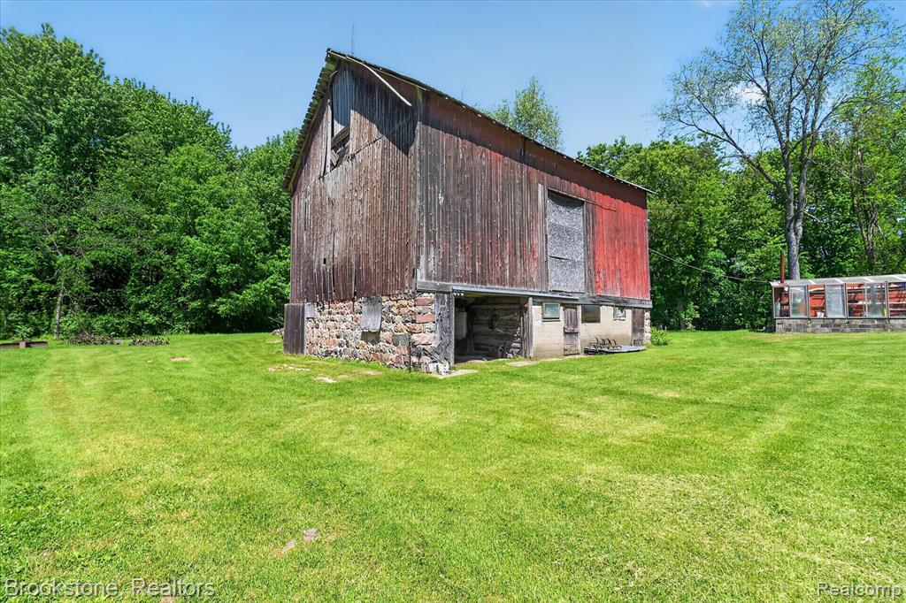 9455 Andersonville Road Clarkston, MI 48346 - Photo 55 of 80