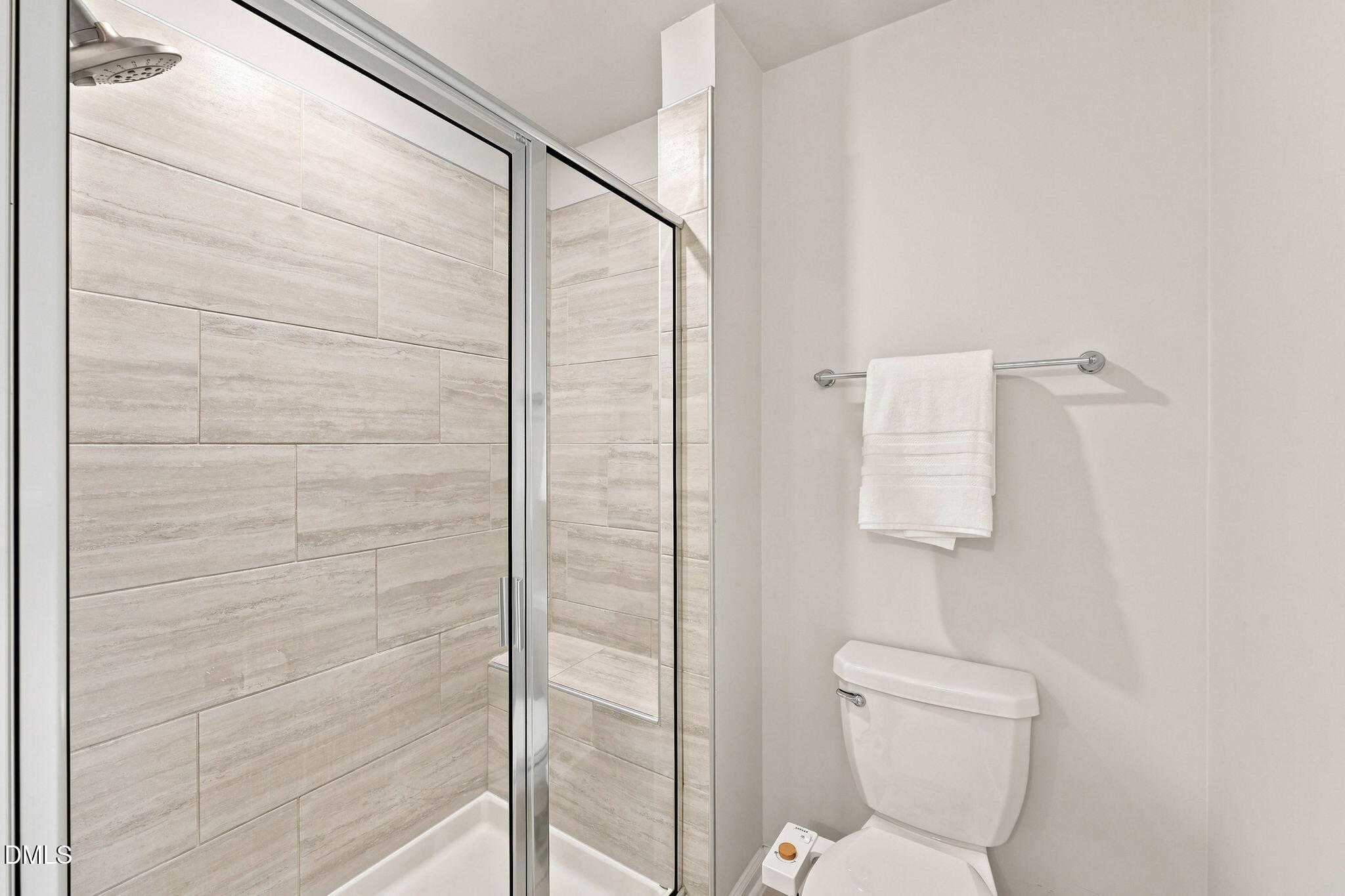 5234 Beardall Street Raleigh, NC 27616 - Photo 19 of 35 Primary En Suite Bathroom
